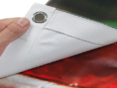 咸丰喷绘和刀刮布的工艺区别。